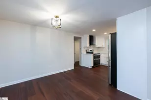 136 Moore St, Wellford, SC 29385 - Photo 8