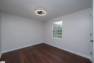136 Moore St, Wellford, SC 29385 - Photo 24
