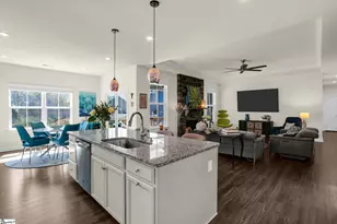 18 Pequot Dr, Greenville, SC 29607 - Photo 10