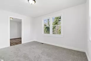 8 Cotton St, Greenville, SC 29609 - Photo 4