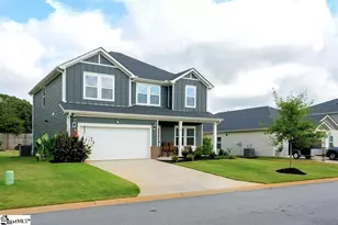 325 Roderick Ln, Greenville, SC 29605 - Photo 2