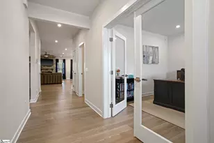 356 Hollythorpe Ln, Fountain Inn, SC 29644 - Photo 4