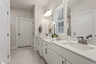 356 Hollythorpe Ln, Fountain Inn, SC 29644 - Photo 18