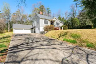201 Augusta St, Easley, SC 29640 - Photo 2