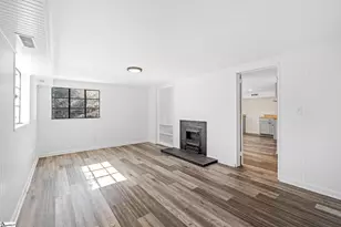 201 Augusta St, Easley, SC 29640 - Photo 16