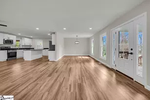 11 Confederate Cir, Taylors, SC 29687 - Photo 2