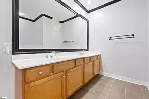 400 N Main St, Greenville, SC 29601 - Photo 10