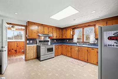 11 Bainbridge Drive, Greenville, SC 29611 - Photo 16