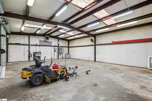 11 Bainbridge Dr, Greenville, SC 29611 - Photo 4