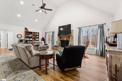 130 Dogwood Terrace, Marietta, SC 29661 - Photo 14