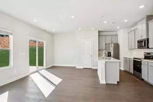 702 Cozy Blf Rd, Spartanburg, SC 29301 - Photo 4