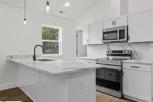 174 Blackman Cir, Cowpens, SC 29330 - Photo 6