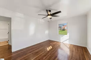 113 Guthrie Ave, Belton, SC 29627 - Photo 6