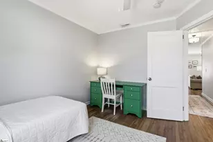 110 E Decatur St, Greenville, SC 29617 - Photo 20