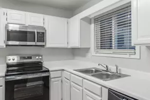 1506 Northlake Dr, Anderson, SC 29625 - Photo 4