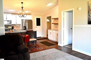 1304 Cheek Rd, Greer, SC 29561 - Photo 8