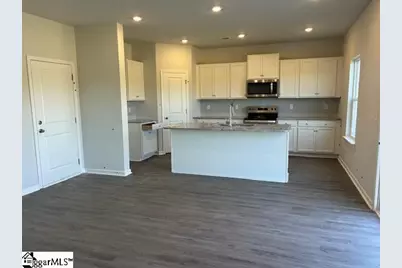 177 Gumwood Circle, Gaffney, SC 29341 - Photo 2