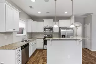 101 Wheaton Ct, Simpsonville, SC 29680 - Photo 8