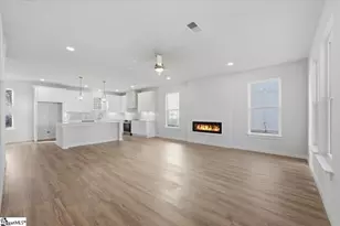 33 Gentry St, Greenville, SC 29611 - Photo 14