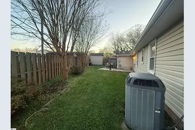 209 Deer Run Court, Spartanburg, SC 29303 - Photo 4