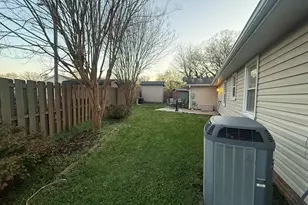 209 Deer Run Ct, Spartanburg, SC 29303 - Photo 4