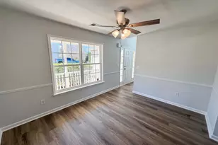 2 Ames Ct, Taylors, SC 29687 - Photo 8