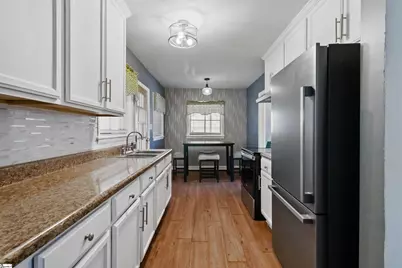 110 Chester Street, Spartanburg, SC 29301 - Photo 2