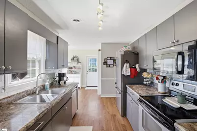 308 Sundance Way, Spartanburg, SC 29302 - Photo 10