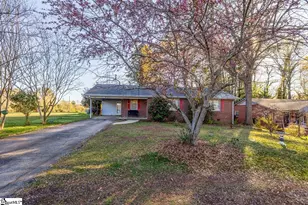 101 Beth Ct, Spartanburg, SC 29302 - Photo 4