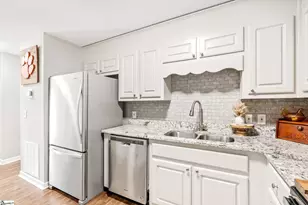 110 N Blue Ridge Cir, Pickens, SC 29671 - Photo 12