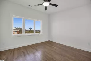 8 Village Crest Dr, Greenville, SC 29607 - Photo 32