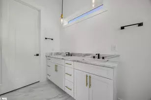 8 Village Crest Dr, Greenville, SC 29607 - Photo 24