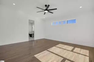 8 Village Crest Dr, Greenville, SC 29607 - Photo 22