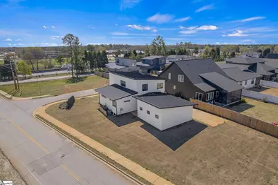 8 Village Crest Drive, Greenville, SC 29607 - Photo 44