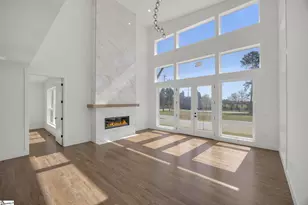 8 Village Crest Dr, Greenville, SC 29607 - Photo 10