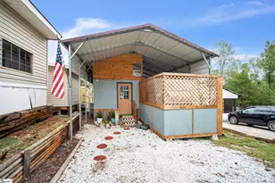 1204 Hanover Dr, Westminster, SC 29693 - Photo 2