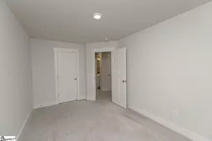 205 Shallons Dr, Greenville, SC 29609 - Photo 42