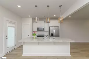 205 Shallons Dr, Greenville, SC 29609 - Photo 4