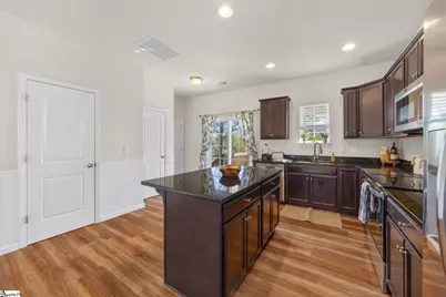 80 E Church Street, Greer, SC 29651 - Photo 8