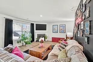 229 Ashwood Wy, Easley, SC 29631 - Photo 4