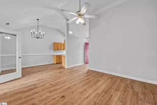 71 Huntress Dr, Greer, SC 29651 - Photo 8