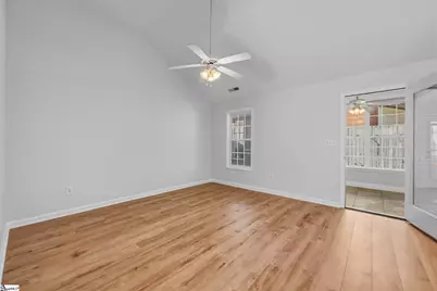 71 Huntress Drive, Greer, SC 29651 - Photo 6