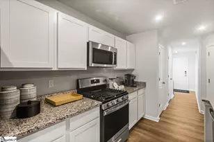 1285 Forestbrook Ln, Spartanburg, SC 29303 - Photo 4