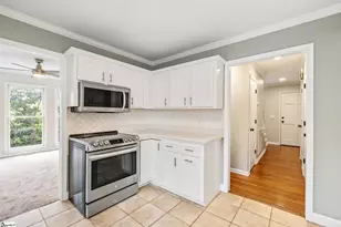 9 Black Knob Ct, Greenville, SC 29609 - Photo 16