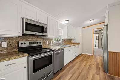 309 Scarlett Court, Laurens, SC 29360 - Photo 6