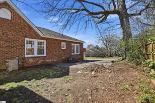 202 S 5th St, Easley, SC 29640 - Photo 26