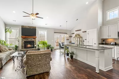 137 Rosecrest Lane, Simpsonville, SC 29680 - Photo 10