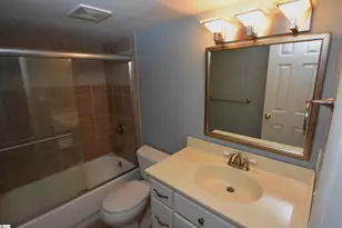 925 Cleveland St, Greenville, SC 29601 - Photo 12