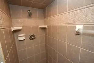 925 Cleveland St, Greenville, SC 29601 - Photo 18