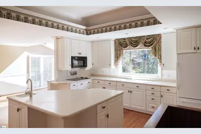 731 Parkins Mill Road, Greenville, SC 29607 - Photo 10